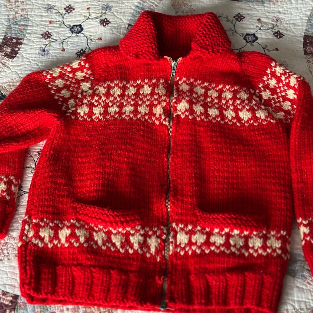 Vintage Kids Red and White Knit Sweater